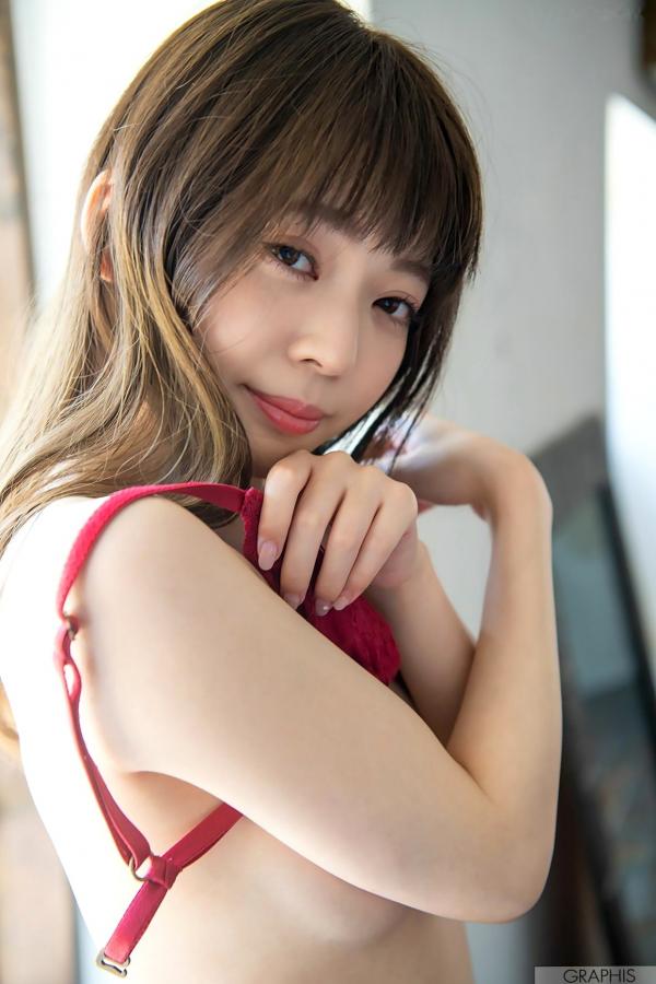   Graphis系列：槙泉奈（Maki Izuna）清纯私房写真集，展现唯美白嫩肌肤与诱惑美臀之美第60张图片