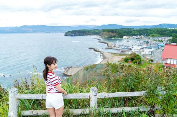    Graphis 桃乃木かな(桃乃木香奈) 写真集《Sign》室内私房与唯美户外旅拍 极致性感身材与清纯治愈系女神写真[55P]第9张图片