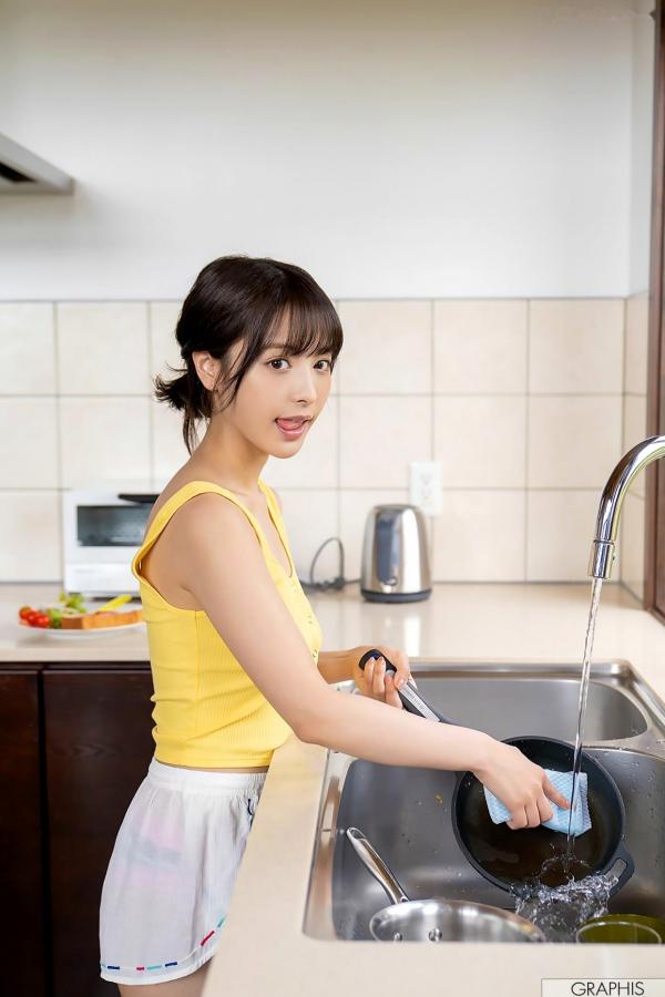    Graphis 桃乃木かな(桃乃木香奈) 写真集《Sign》室内私房与唯美户外旅拍 极致性感身材与清纯治愈系女神写真[55P]第17张图片