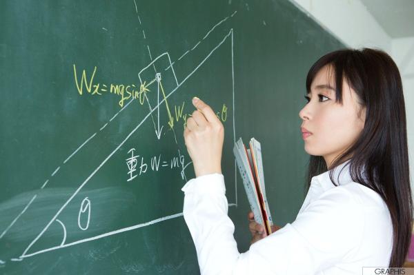   Graphis_小川桃果首秀写真，清纯私房与蕾丝诱惑，都市气质女神优雅诠释极致魅力第8张图片