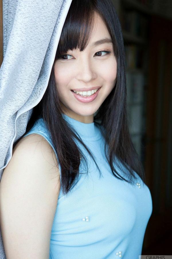    Graphis_小川桃果首秀写真，清纯私房与蕾丝诱惑，都市气质女神优雅诠释极致魅力第29张图片