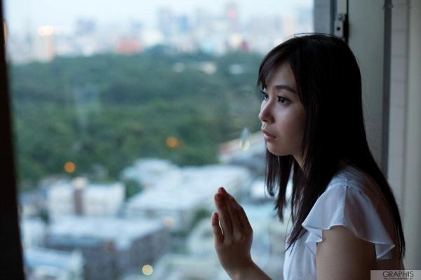    Graphis_小川桃果首秀写真，清纯私房与蕾丝诱惑，都市气质女神优雅诠释极致魅力第40张图片