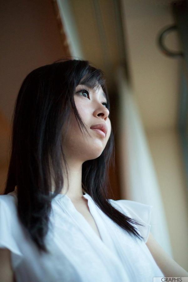    Graphis_小川桃果首秀写真，清纯私房与蕾丝诱惑，都市气质女神优雅诠释极致魅力第42张图片