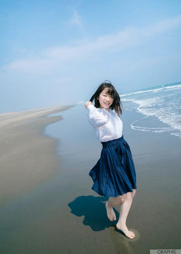    Graphis架乃ゆら『YU・RA・RA』写真集：清纯少女浴室湿身私房写真，捕捉童颜俏皮瞬间第1张图片