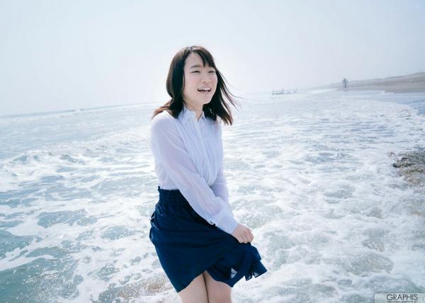    Graphis架乃ゆら『YU・RA・RA』写真集：清纯少女浴室湿身私房写真，捕捉童颜俏皮瞬间第4张图片