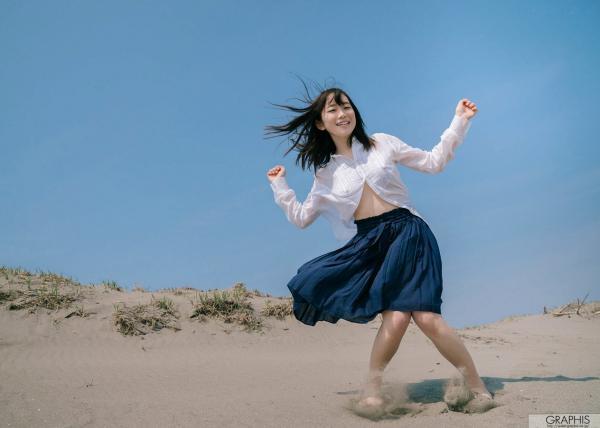    Graphis架乃ゆら『YU・RA・RA』写真集：清纯少女浴室湿身私房写真，捕捉童颜俏皮瞬间第7张图片