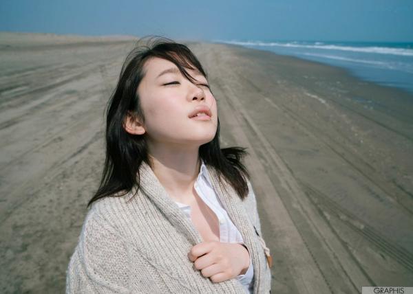    Graphis架乃ゆら『YU・RA・RA』写真集：清纯少女浴室湿身私房写真，捕捉童颜俏皮瞬间第9张图片
