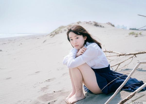    Graphis架乃ゆら『YU・RA・RA』写真集：清纯少女浴室湿身私房写真，捕捉童颜俏皮瞬间第14张图片