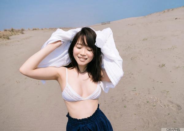    Graphis架乃ゆら『YU・RA・RA』写真集：清纯少女浴室湿身私房写真，捕捉童颜俏皮瞬间第19张图片