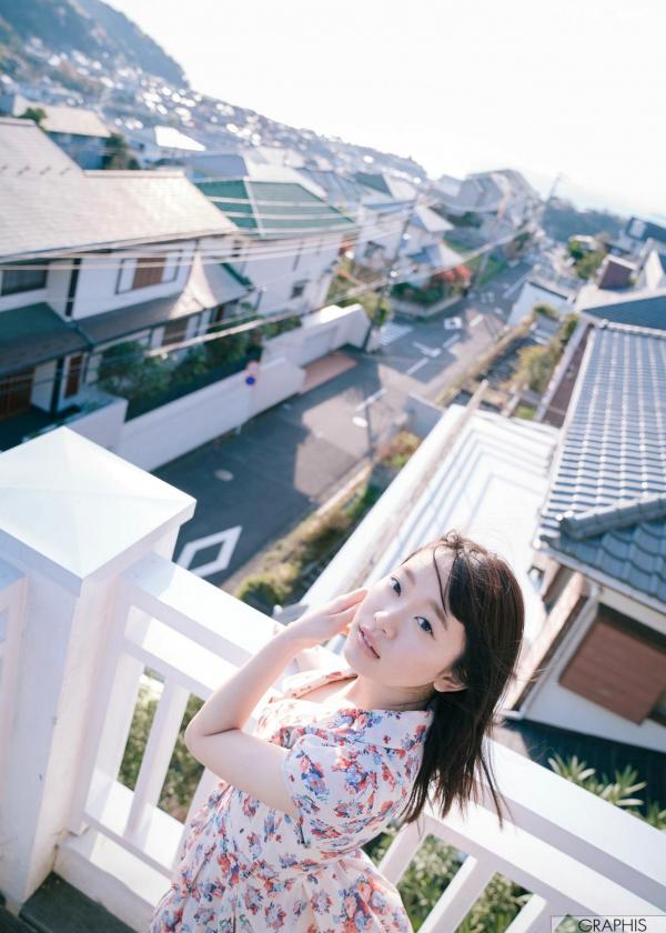    Graphis架乃ゆら『YU・RA・RA』写真集：清纯少女浴室湿身私房写真，捕捉童颜俏皮瞬间第59张图片