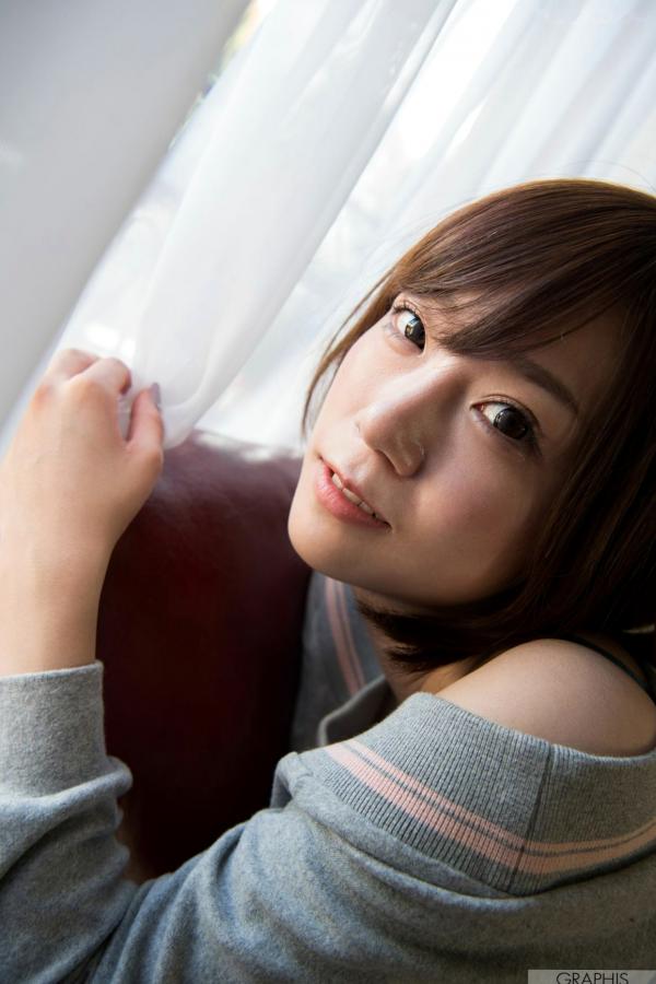   Graphis_Tsubasa 翼 First Gravure 首秀写真：清新特写与治愈系私房唯美瞬间第21张图片