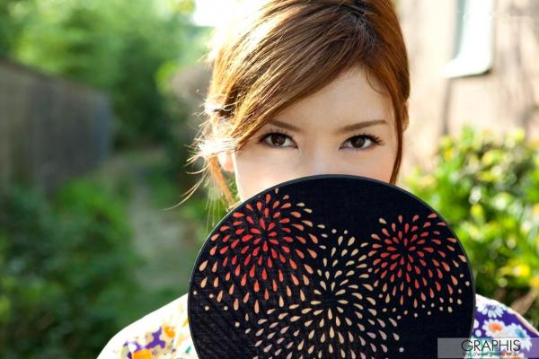    Graphis_芦名尤莉娅《Cool Beauty》和服写真集，冷艳气质女神极致诱惑第16张图片