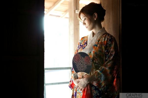    Graphis_芦名尤莉娅《Cool Beauty》和服写真集，冷艳气质女神极致诱惑第17张图片