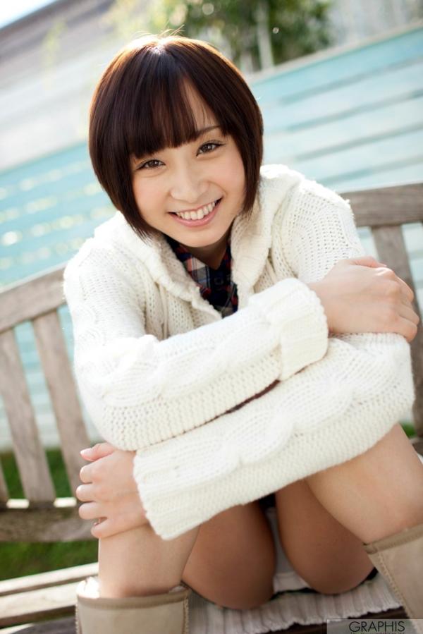    Graphis_君野步美(Ayumi Kimino) - 清纯甜美户外暖冬针织风格写真集[54P]第28张图片