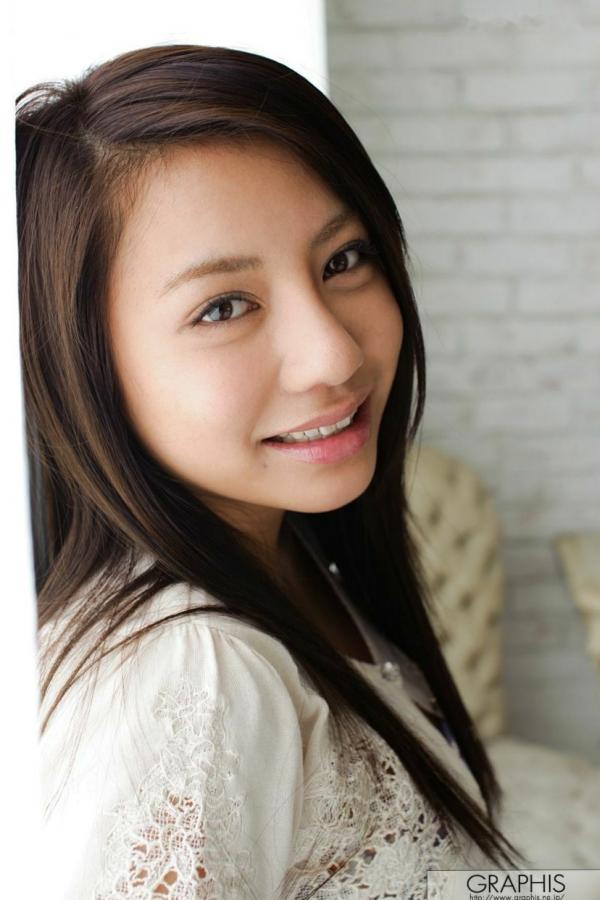    Graphis美女松本芽依《Naivete Venus》私房写真，气质美臀居家私照与大尺度内衣高清合集第8张图片