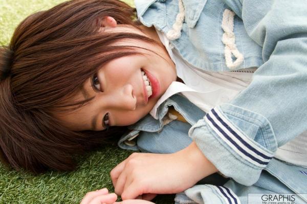    Graphis_纱仓真菜《Mana x Moe》私房写真集：居家浴室、蕾丝内衣、撩人美臀大尺度呈现第3张图片