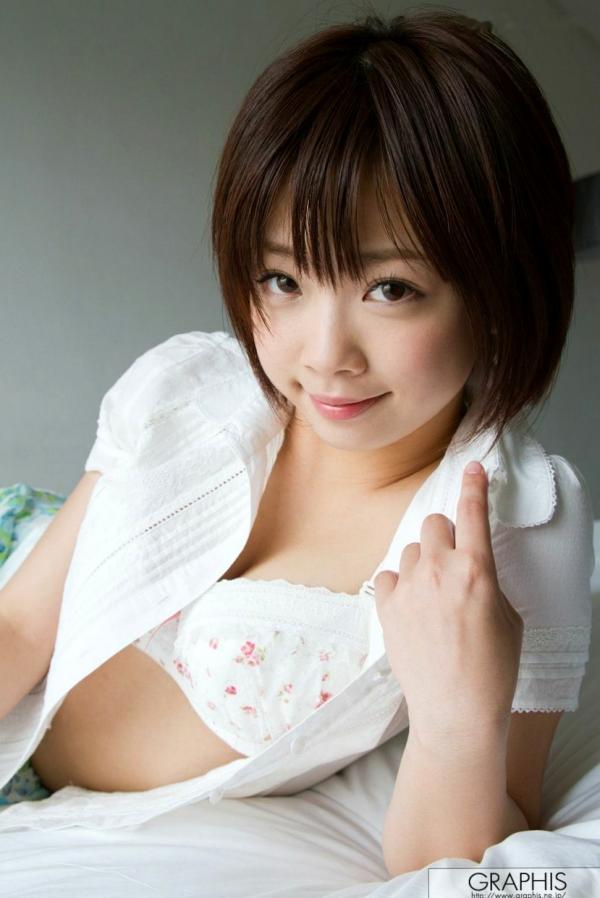    Graphis_纱仓真菜《Mana x Moe》私房写真集：居家浴室、蕾丝内衣、撩人美臀大尺度呈现第15张图片