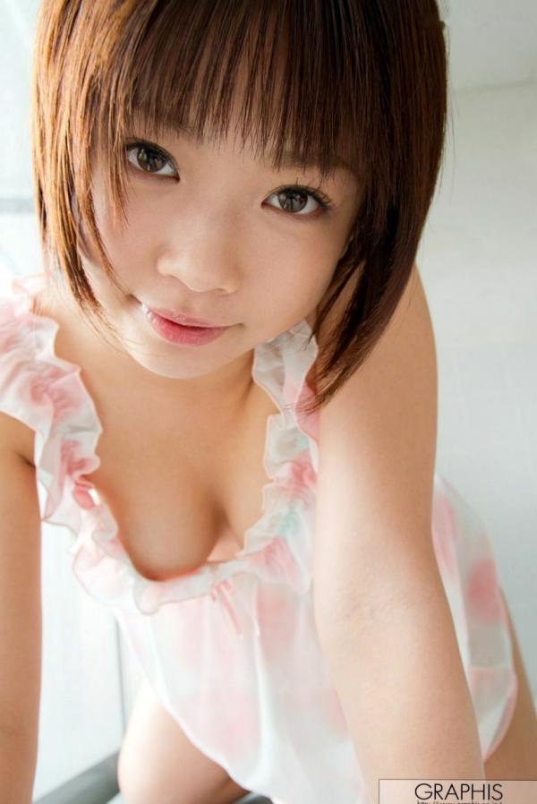    Graphis_纱仓真菜《Mana x Moe》私房写真集：居家浴室、蕾丝内衣、撩人美臀大尺度呈现第25张图片