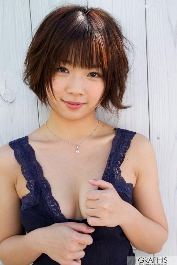    Graphis_纱仓真菜《Mana x Moe》私房写真集：居家浴室、蕾丝内衣、撩人美臀大尺度呈现第33张图片