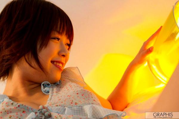    Graphis_纱仓真菜《Mana x Moe》私房写真集：居家浴室、蕾丝内衣、撩人美臀大尺度呈现第45张图片