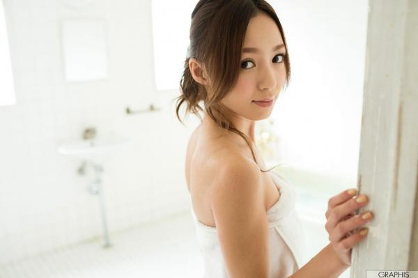    希志あいのAino Kishi《Avenir》高清写真集，唯美花环造型、室内蕾丝私房与湿身诱惑写真第15张图片