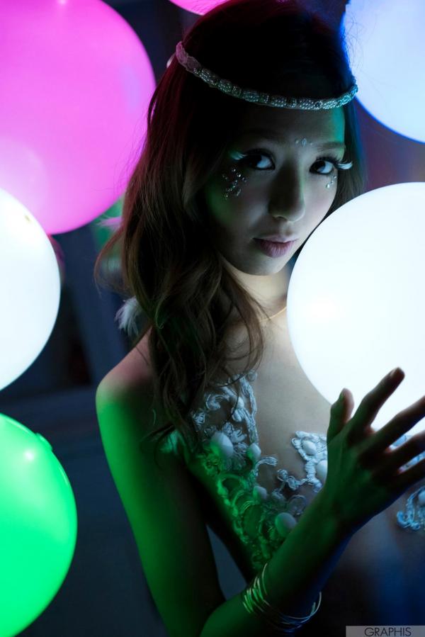    希志あいのAino Kishi《Avenir》高清写真集，唯美花环造型、室内蕾丝私房与湿身诱惑写真第37张图片