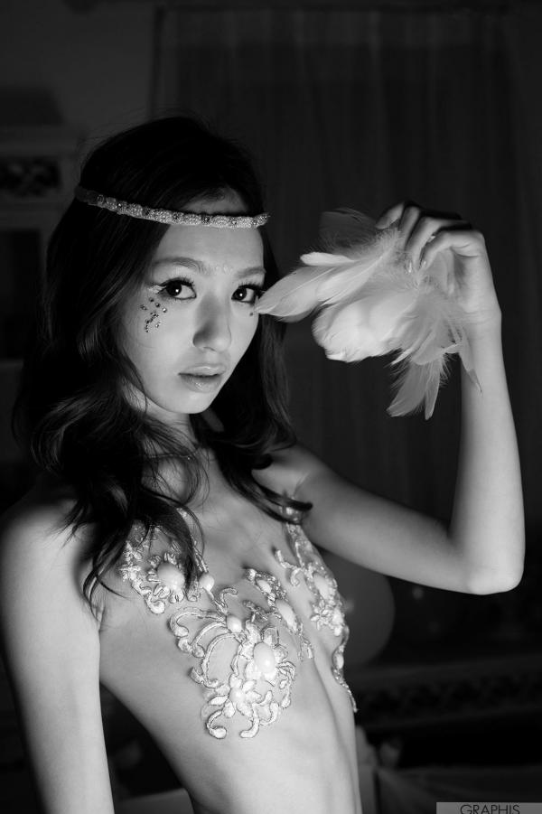    希志あいのAino Kishi《Avenir》高清写真集，唯美花环造型、室内蕾丝私房与湿身诱惑写真第43张图片