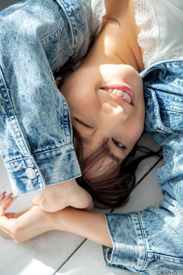    Graphis NO.463 加美杏奈《Angel Smile》精选写真集，清纯校服装扮与湿身诱惑，元气少女甜美风第34张图片