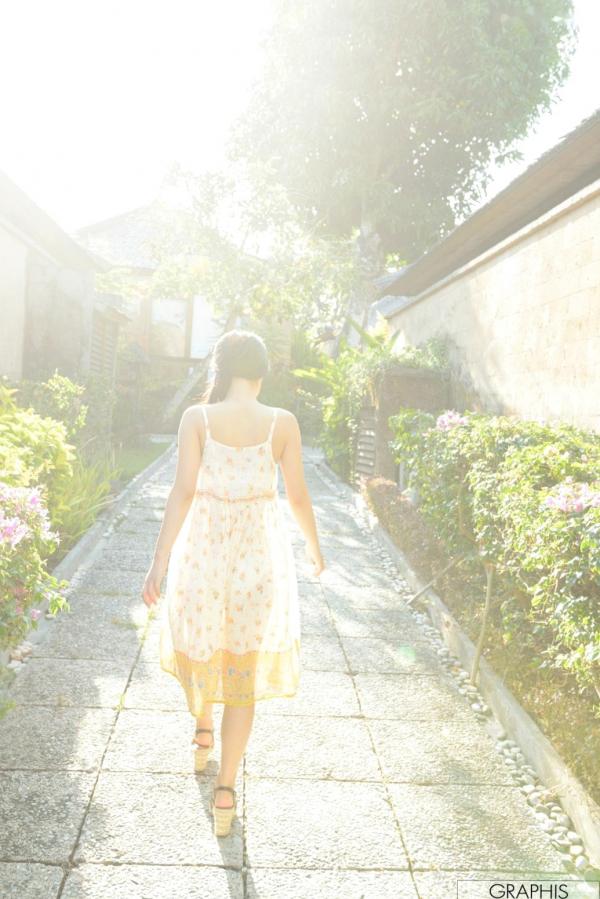    Graphis 紗藤まゆ(Mayu Sato) 居家私房写真，清纯甜美治愈系少女的居家日常第4张图片
