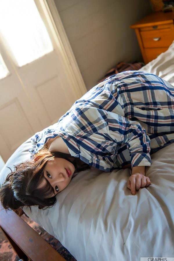    Graphis Special 桜羽のどか (樱羽乃多香) 居家室外双重风情写真集，清纯少女清新私房与户外工作服系列第15张图片