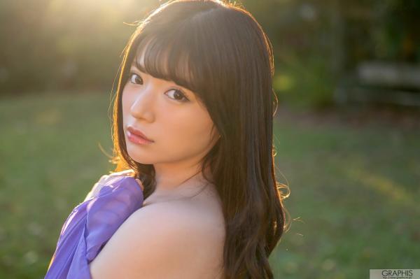    Graphis Special 桜羽のどか (樱羽乃多香) 居家室外双重风情写真集，清纯少女清新私房与户外工作服系列第50张图片