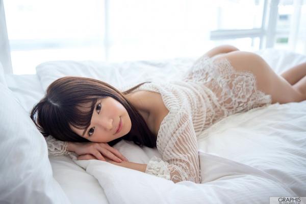    Graphis Special 桜羽のどか (樱羽乃多香) 居家室外双重风情写真集，清纯少女清新私房与户外工作服系列第70张图片