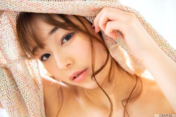    Graphis写真集：新名あみん《AMIN》精致私房视觉，展现清纯与轻熟的优雅魅惑第45张图片