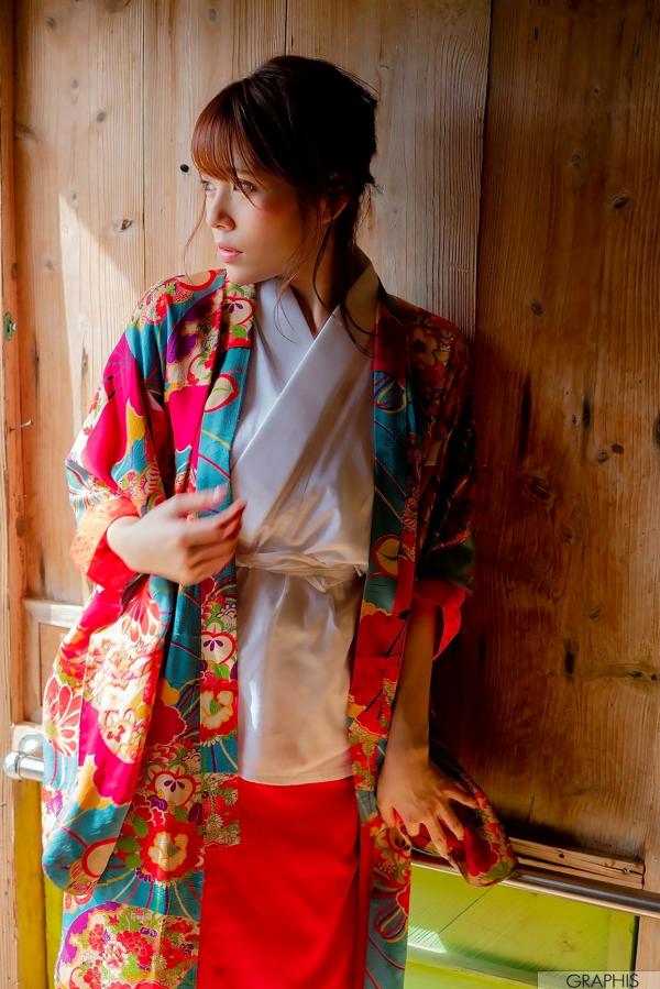    Graphis 伊藤舞雪《Mystery》系列：和服私房写照与户外优雅写真，尽显迷人气质与诱惑美感第6张图片