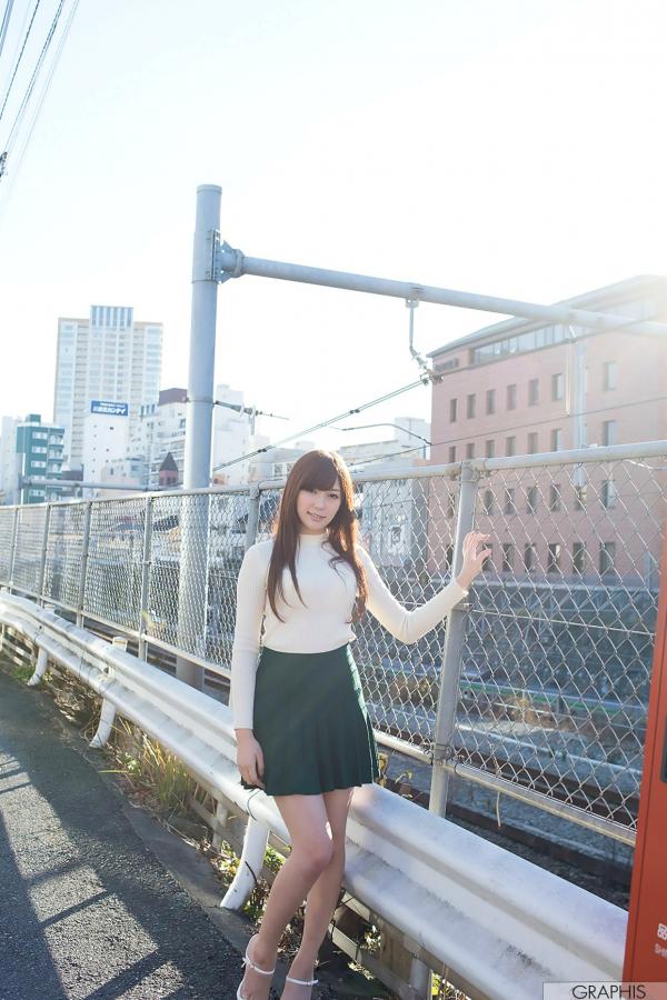    Graphis_爱音麻里亚《Pleasant Breeze》：暖阳下的柔美居家私房高清写真第1张图片