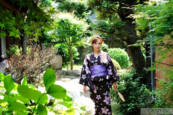    Graphis写真：横山美雪《Blossoms》优雅和服私房室内写真 [32P]第1张图片