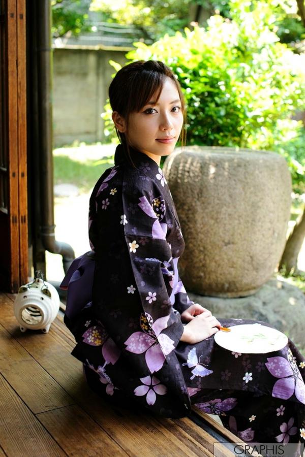   Graphis写真：横山美雪《Blossoms》优雅和服私房室内写真 [32P]第4张图片