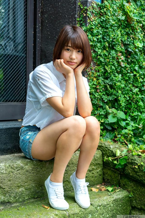    Graphis 唯井真寻 Mahiro Tadai 清纯短发美少女户外清新私房写真第6张图片