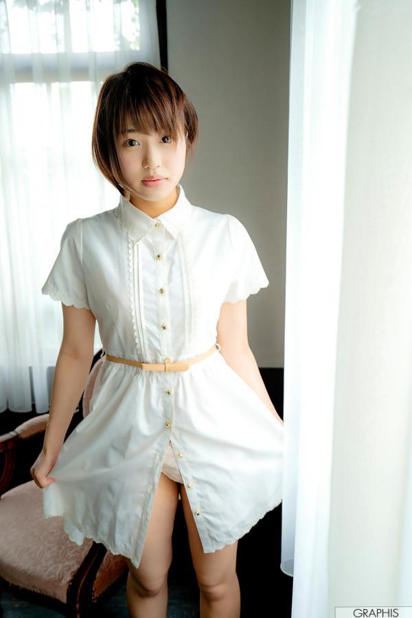    Graphis 唯井真寻 Mahiro Tadai 清纯短发美少女户外清新私房写真第45张图片