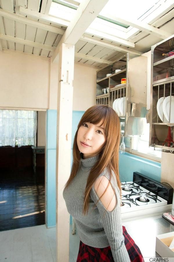    Graphis Aoi 葵『Float On』写真集：日系清纯气质美女，居家户外高清私房美图选集第8张图片