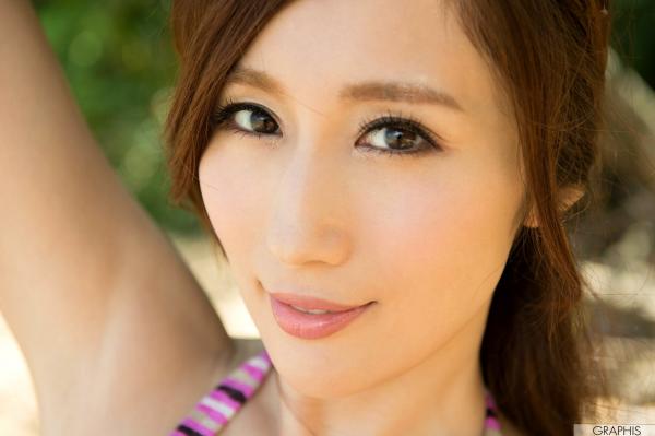    Graphis京香JULIA私房与沙滩比基尼写真——Vivacity Shine大尺度户外视觉盛宴第24张图片