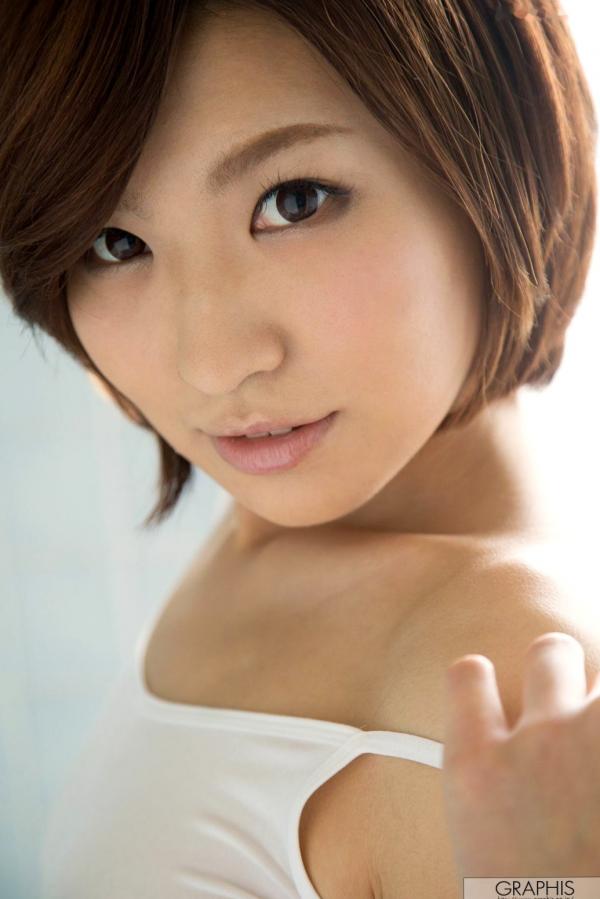    Graphis夏希南私人珍藏写真，短发清纯氧气少女，室内私房展现甜美治愈气息第30张图片