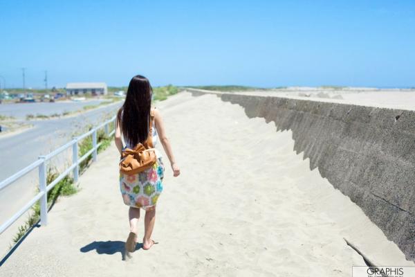    Graphis_Kana Tsuruta 鹤田かな/鹤田香奈 海边度假清新写真，阳光比基尼与夏日海滩街拍第5张图片