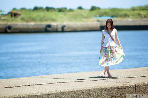    Graphis_Kana Tsuruta 鹤田かな/鹤田香奈 海边度假清新写真，阳光比基尼与夏日海滩街拍第16张图片