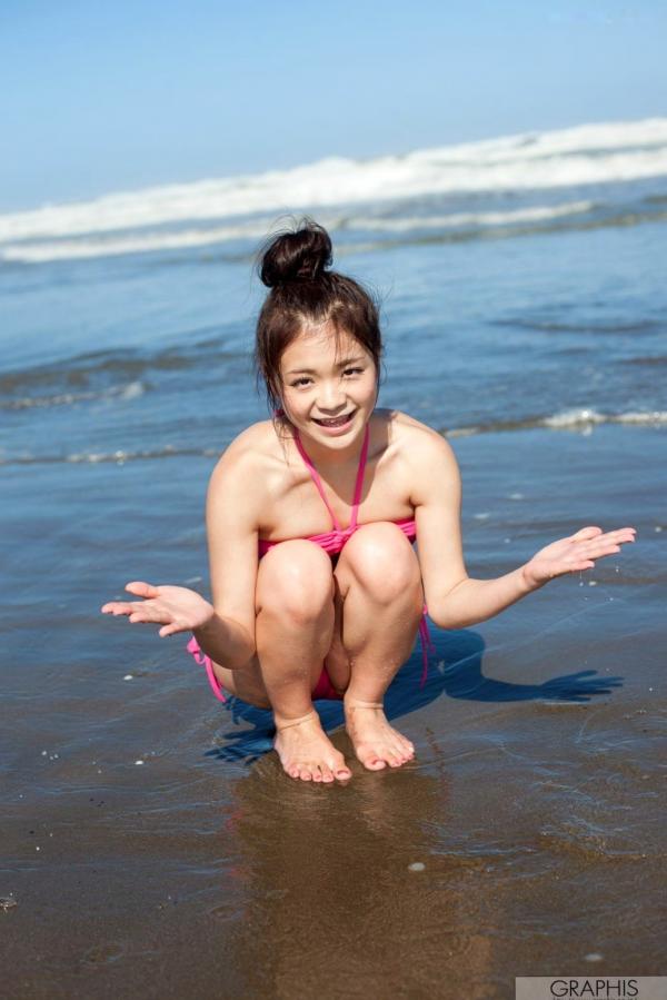    Graphis_Kana Tsuruta 鹤田かな/鹤田香奈 海边度假清新写真，阳光比基尼与夏日海滩街拍第78张图片