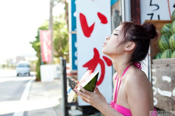    Graphis_Kana Tsuruta 鹤田かな/鹤田香奈 海边度假清新写真，阳光比基尼与夏日海滩街拍第93张图片