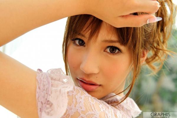    Graphis_安城アンナ《Love Impact》日系清纯诱惑花园白衬衫写真大片[26P]第20张图片