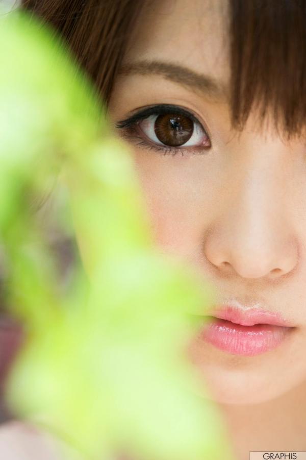    Graphis 妃月るい《Wildcat》写真：工业风废气背景下的红色蕾丝诱惑，演绎极致野性美学第29张图片