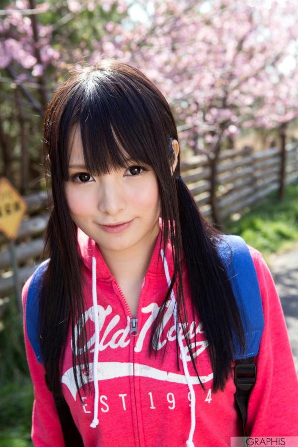    Graphis系列：坂口美穗乃（坂口みほの）《Chapter》精选写真集，街拍休闲与居家简约清纯风格，展现治愈系日系女神魅力第7张图片