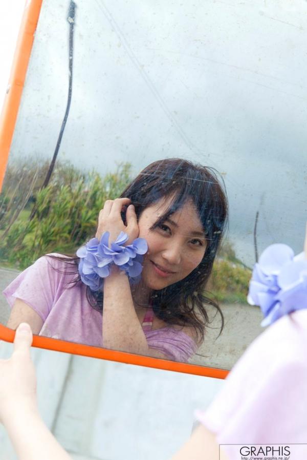    Graphis_仓多真央《All Blue》精选写真：清纯海边户外照与慵懒床上私房，日本女神甜美魅力呈现第12张图片